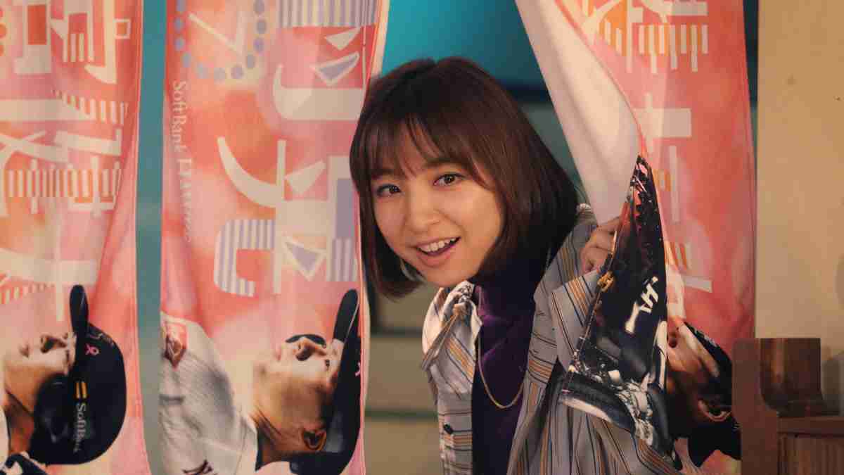 篠田麻里子、初の本人役で「タカガール」演じる…Twitter連動型ドラマで本音つぶやく