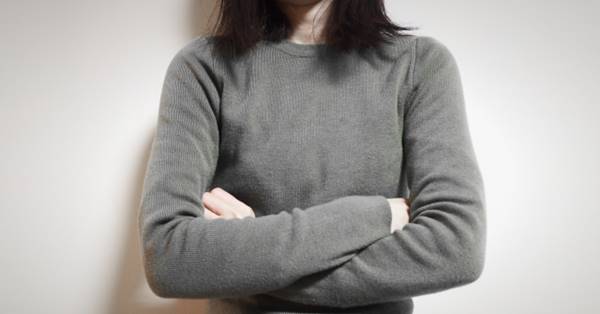 女性から女性への典型…「セカンドハラスメント」の構造 | 女性自身