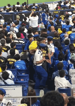 驚いた他人の言動
