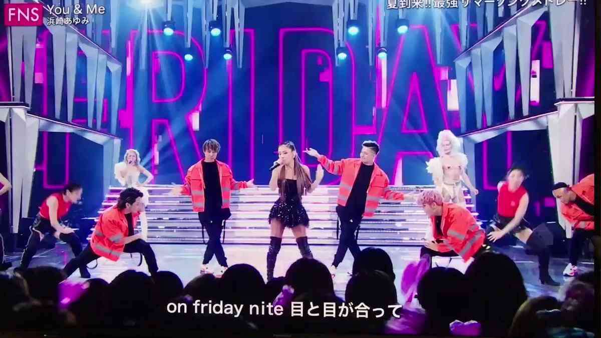 FNSうたの夏まつり　浜崎あゆみの衣装と髪型が安室奈美恵っぽいと話題に「意識してるのかな？」