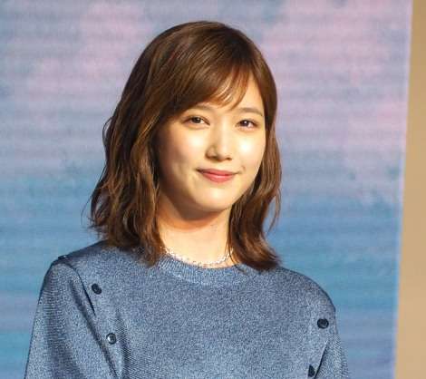 本田翼、新海誠監督から「裸足でスッピン」を暴露され「役作りです」
