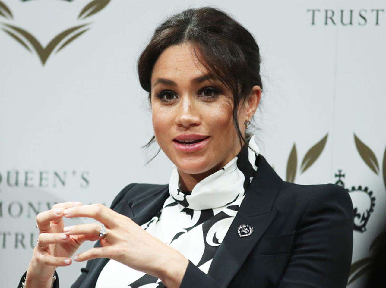 メーガン妃がゲスト編集を手がけた英Vogueに「パクリ疑惑」、肝心の“アレ”が酷似 - フロントロウ
