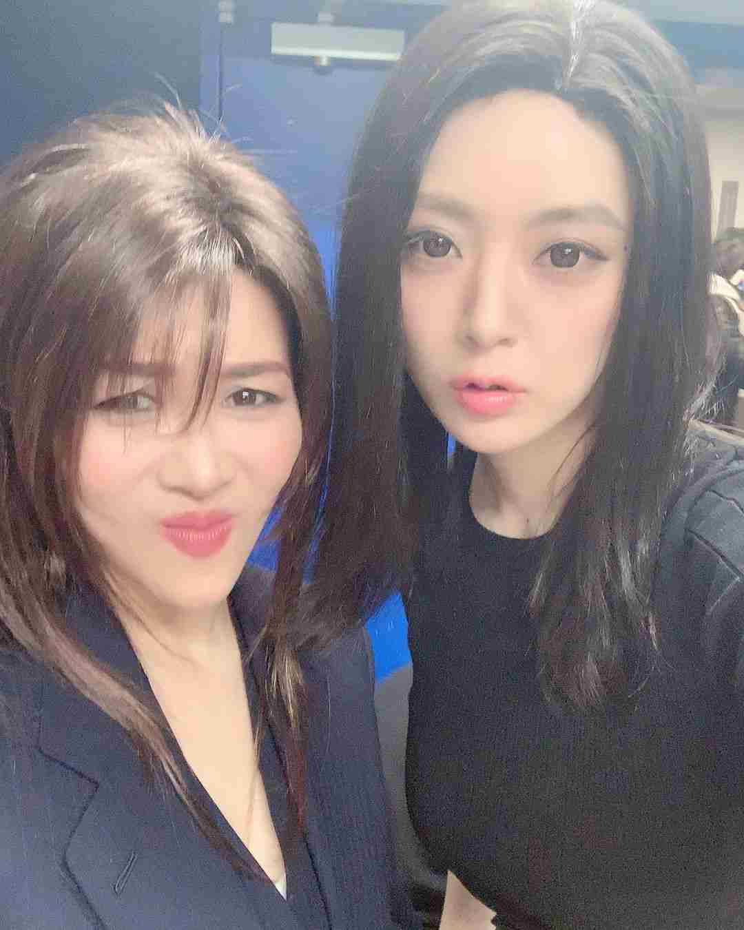 工藤静香、飯島直子と2ショット公開「カッコよくて、綺麗で、優しくて素敵」など反響