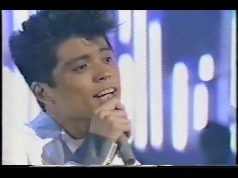 久保田利伸  夜ヒット  KICKIN'BACK  MISSING - YouTube