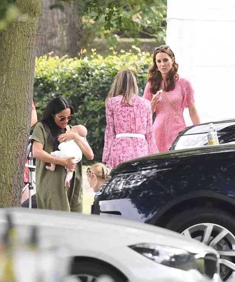 メーガン妃、ウィンブルドンでの「写真撮影お断り」で赤っ恥?