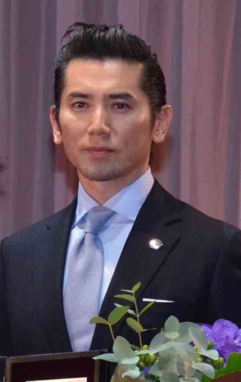 【画像トピ】前髪を上げている日本のイケメン男性芸能人