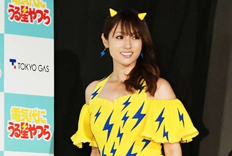 実業家との破局説も出た深キョン　夜の社交場で「結構はじけちゃった」 | 東スポのニュースに関するニュースを掲載