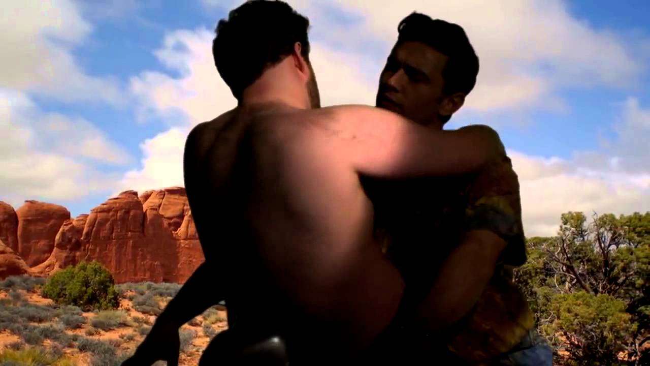 James Franco & Seth Rogen - Bound 3 (Kanye West & Kim Kardashian 'Bound 2' Spoof) - YouTube