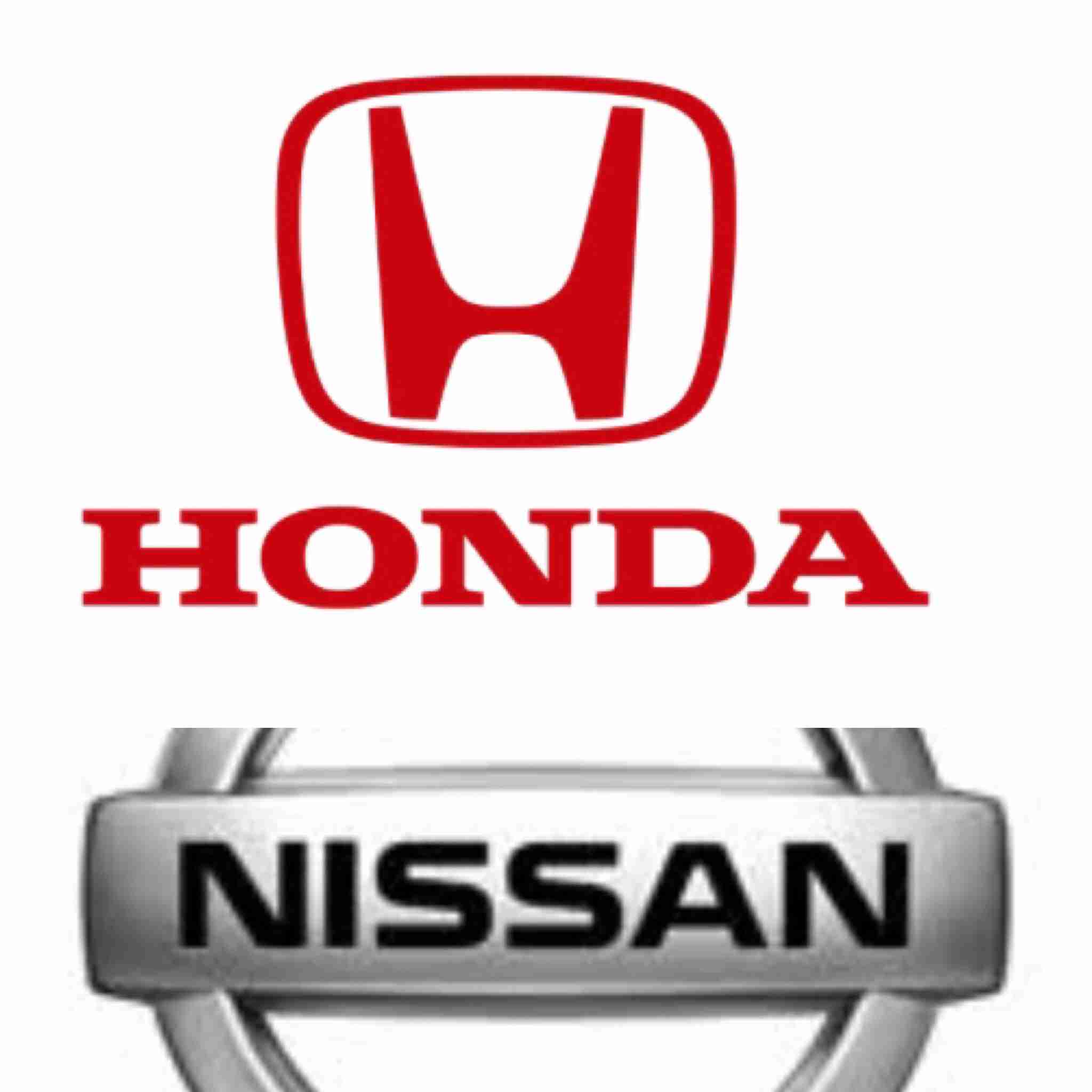 HONDAフィット VS 日産ノート