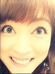 鈴木亜美（37）、デビュー21周年を迎えた近影に驚きの声　「ほんと変わらない」