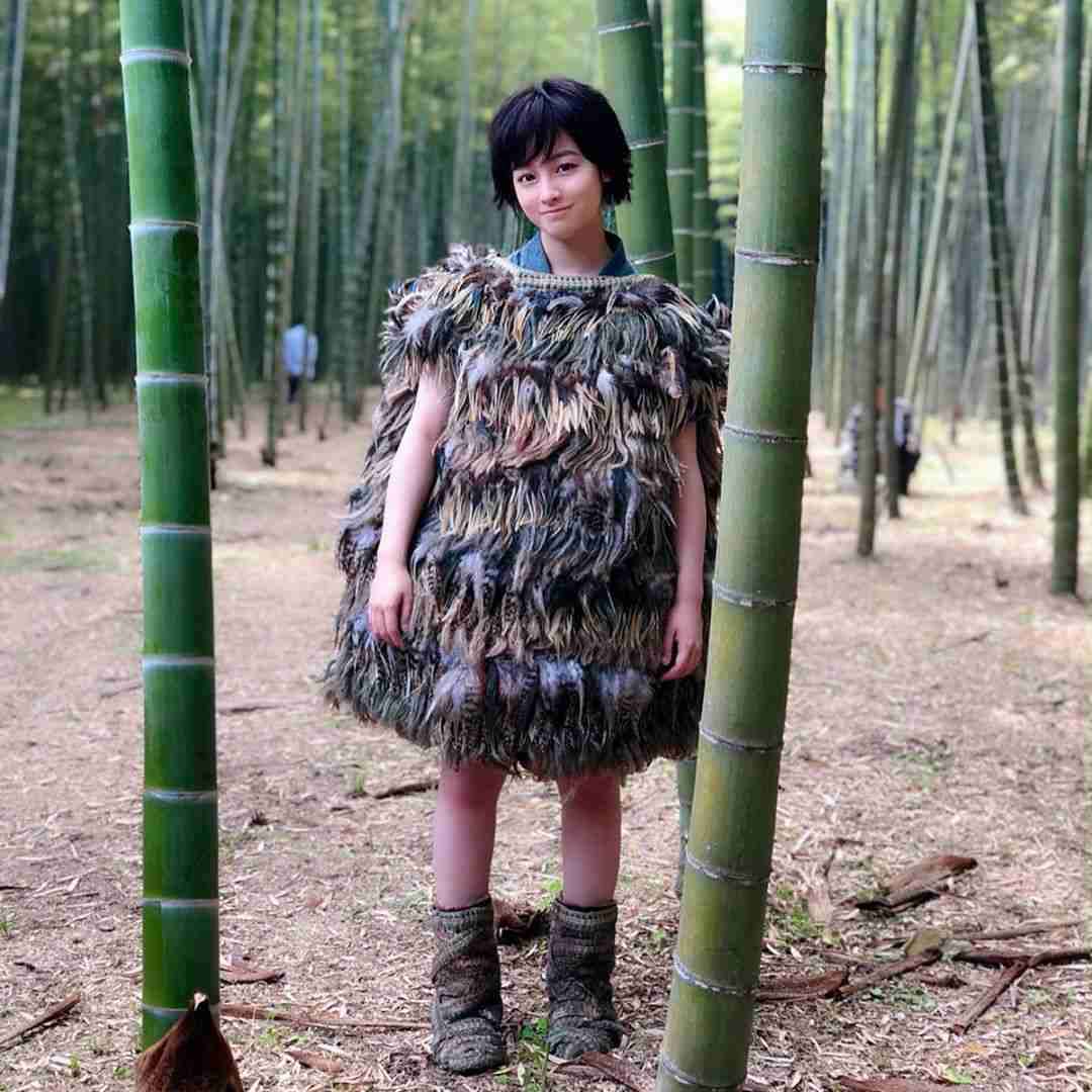 橋本環奈「キングダム」オフショット公開「可愛すぎる」の声殺到