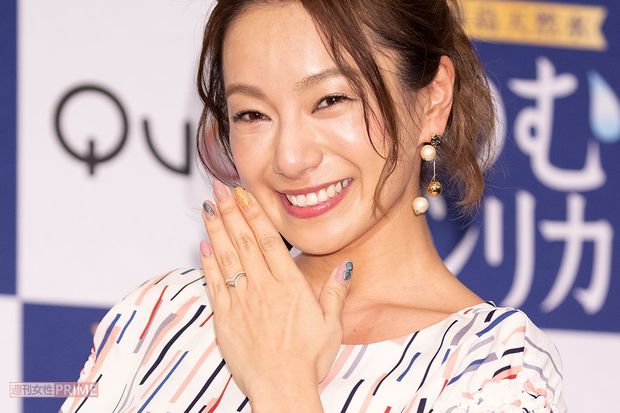 不平不満が多い人は口角が下がるって本当？