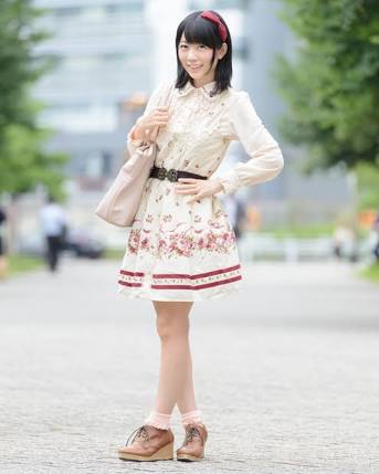 オタサーの姫が着てそうな服を下さい Part8