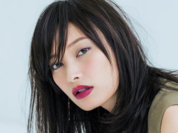 日本代表にしたい美人を一人挙げる
