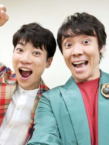 小林よしひさ＆横山だいすけ“お兄さん”コンビの2ショットに歓喜の声「永久保存版」
