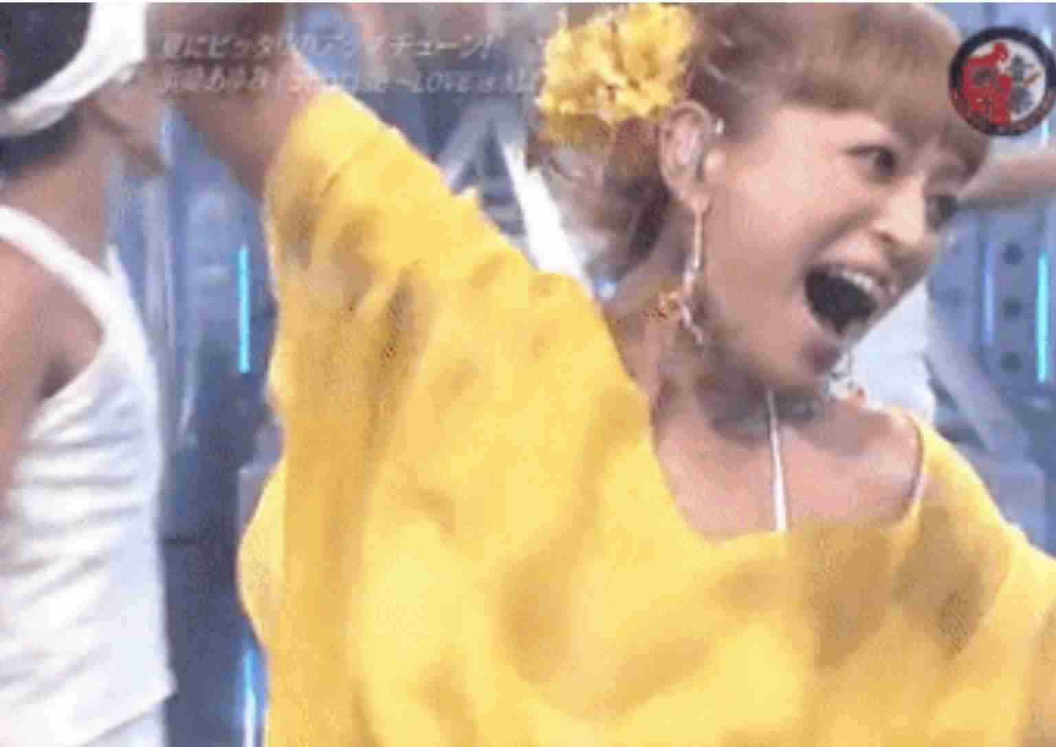 浜崎あゆみ、あの歌姫2人に寄せすぎていると批判殺到「髪型もメイクもパクリ」「これは意識しすぎ」