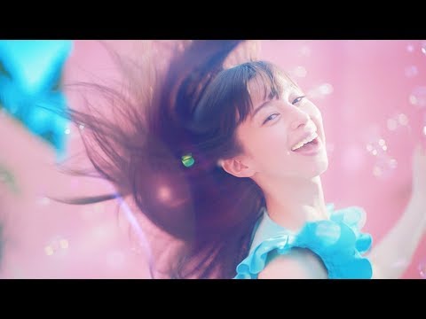 中条あやみのはじける笑顔とサラサラ髪がまぶしい！花王ピュアン新CM「コラボ」篇 - YouTube