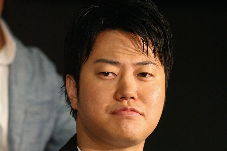 俳優休業状態の遠藤要、歌舞伎町の会員制バー店長に｜NEWSポストセブン