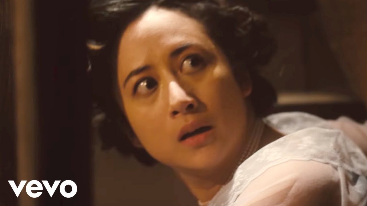 Mitski - Happy (Official Video) - YouTube