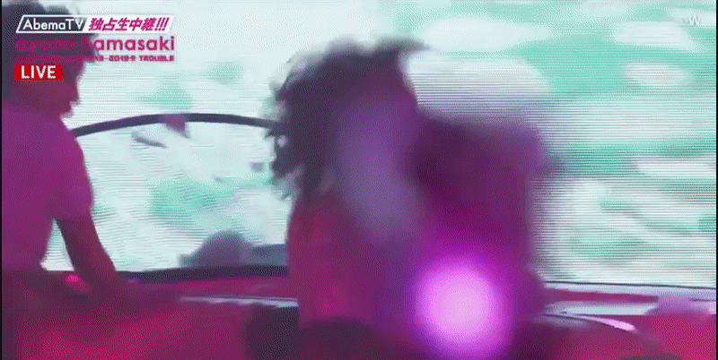 浜崎あゆみ、あの歌姫2人に寄せすぎていると批判殺到「髪型もメイクもパクリ」「これは意識しすぎ」