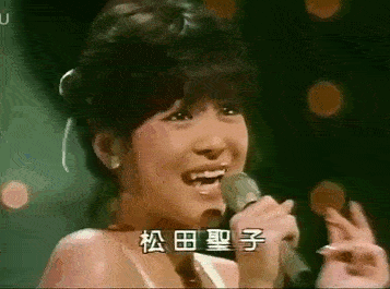 浜崎あゆみ、あの歌姫2人に寄せすぎていると批判殺到「髪型もメイクもパクリ」「これは意識しすぎ」