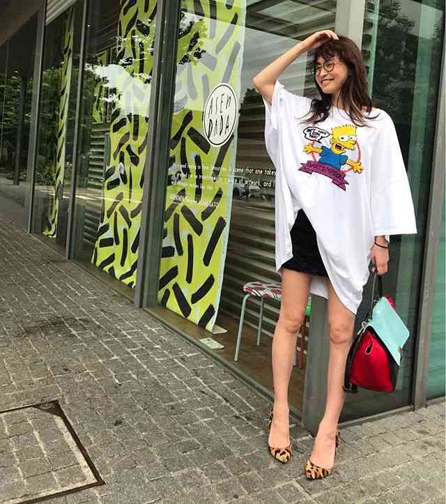長谷川京子、ミニスカで美脚あらわ「控えめに言って、世界一綺麗」