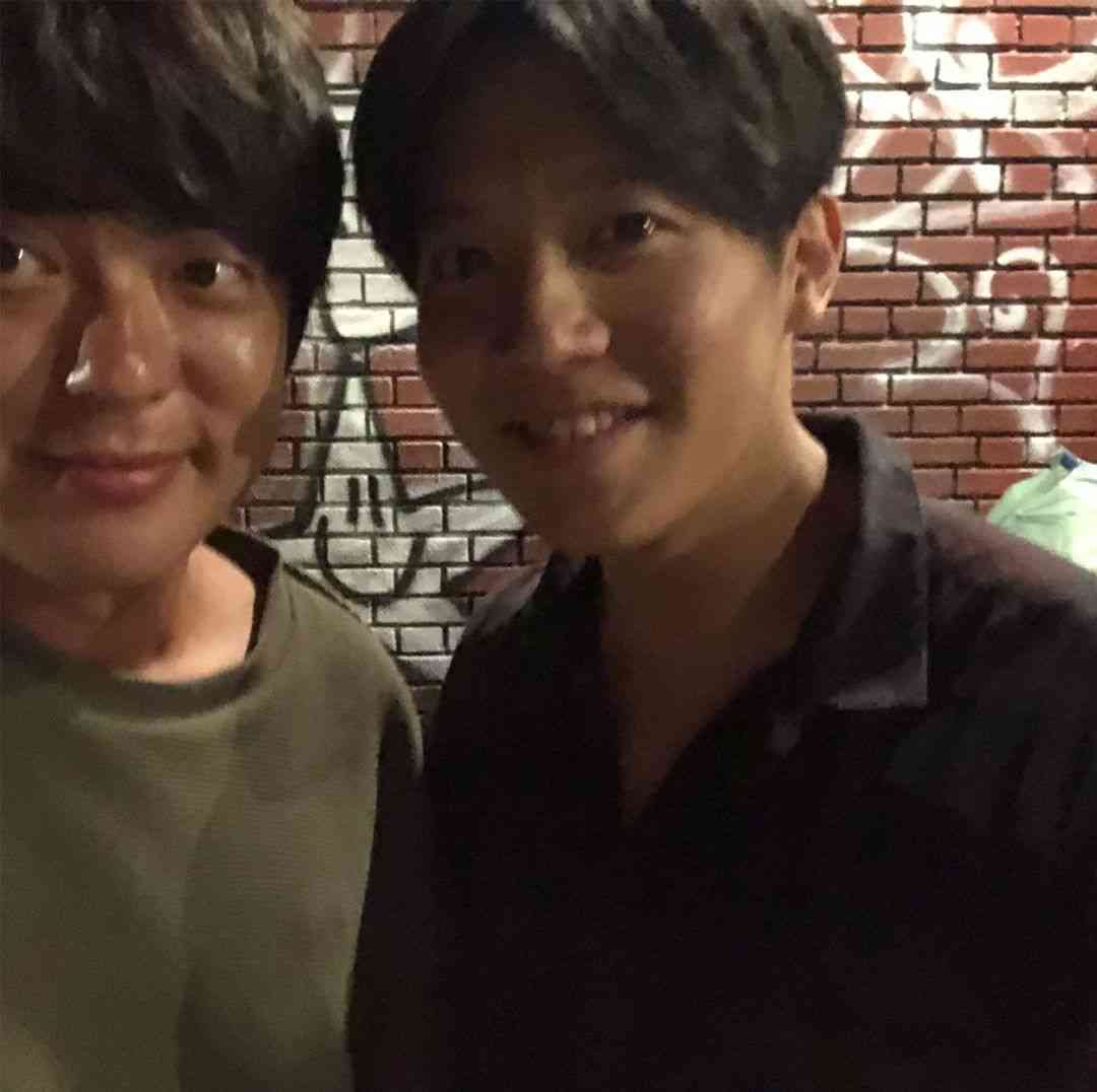 ウーマン村本大輔小出恵介との2ショット公開ネットニュースや週刊誌