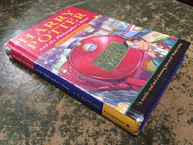 約400万円の価値になった ハリー ポッター第1巻 20年前は1ポンドだった ガールズちゃんねる Girls Channel