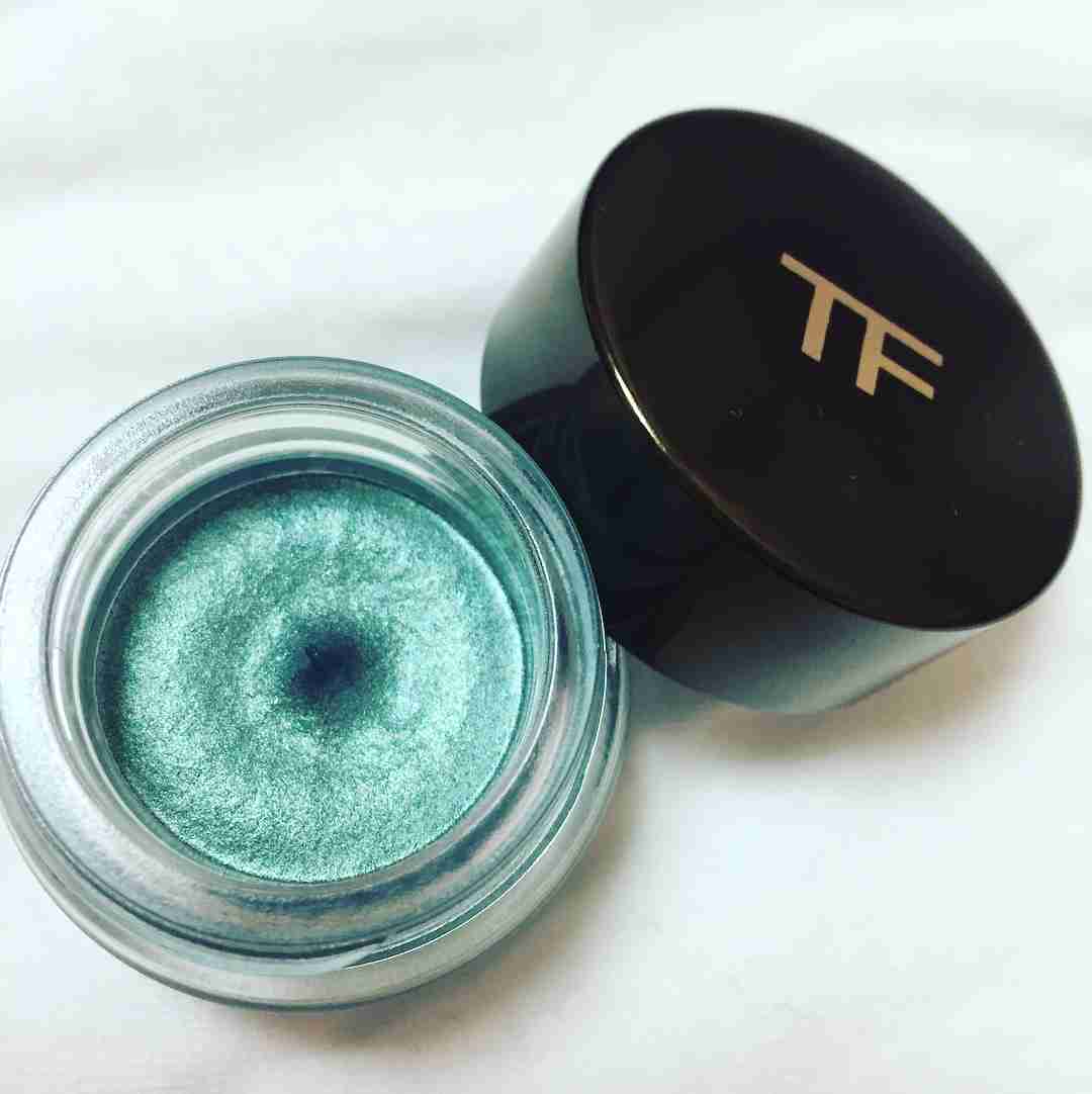 カラーメイク好きな方！！