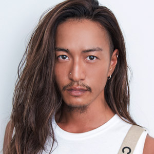 有名ヘアメイクアーティスト　コカインを車に所持か