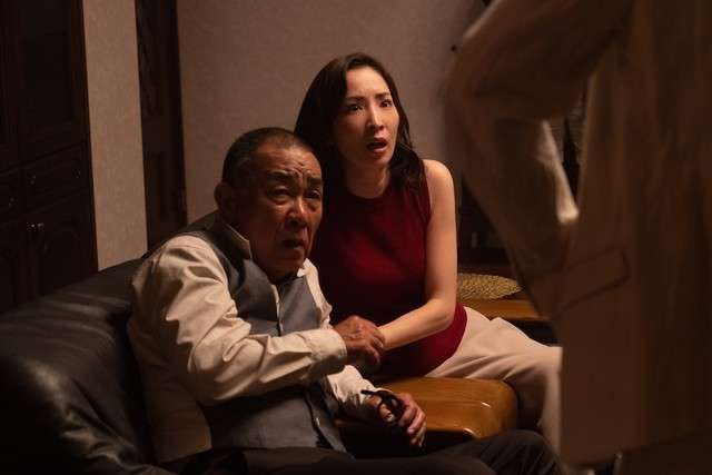 園子温×椎名桔平「愛なき森で叫べ」冷酷な詐欺師“村田”のビジュアル解禁