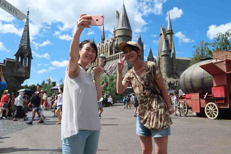 USJの遊び方に“異変”？ 理由は ｢インスタ映え｣と｢格安年パス｣ | BUSINESS INSIDER JAPAN
