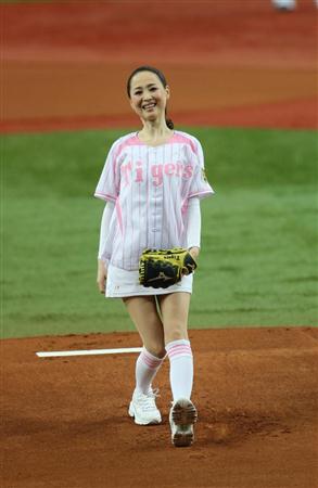 始球式やった有名人が見たい