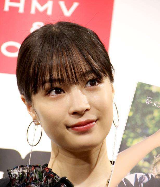 広瀬すず、福地桃子と“美人姉妹”花嫁衣装2SHOTに絶賛の声「お人形さんみたい」「号泣！」「白無垢似合う」（ザテレビジョン） - Yahoo!ニュース