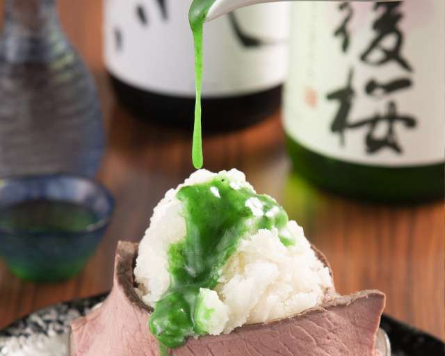 “ローストビーフ×かき氷”!!「黒毛和牛の肉氷」爆誕、しかも激安