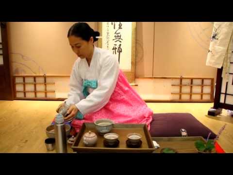 【吹いたら負け】 これが韓国の茶道だ！ - ニコニコ動画 Q - YouTube