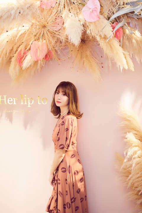 小嶋陽菜：プロデュースブランド「Her lip to」　新宿伊勢丹に期間限定ショップ - 毎日キレイ
