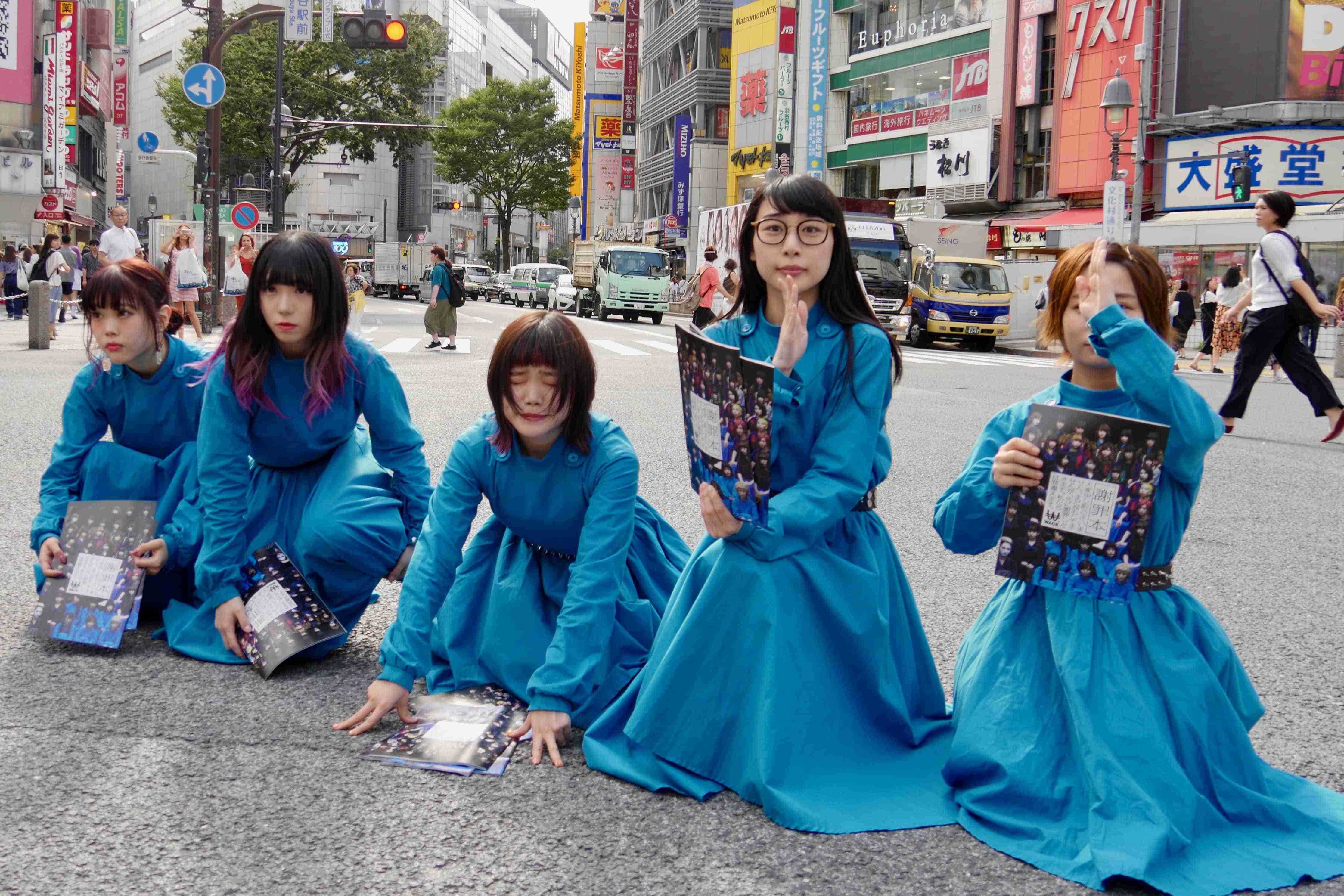 トイレの音聞きたいアイドル・BiSHメンバーに有吉共感　「俺もやった」 – ニュースサイトしらべぇ