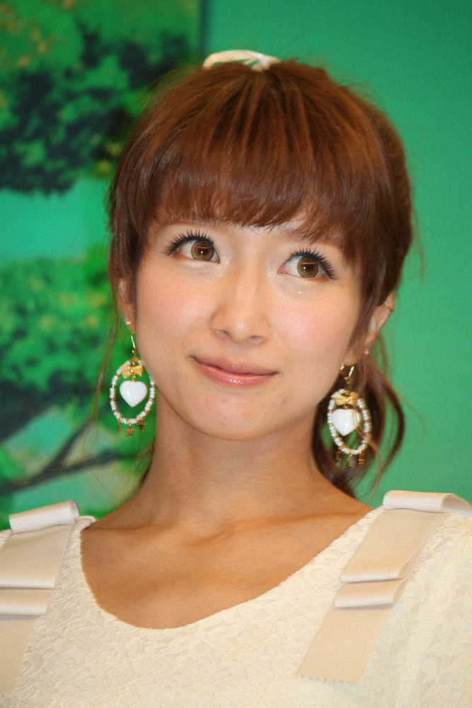 辻希美　まさかの“名字が書けない”疑惑浮上「冷静になれば書けます」アピールも…― スポニチ Sponichi Annex 芸能