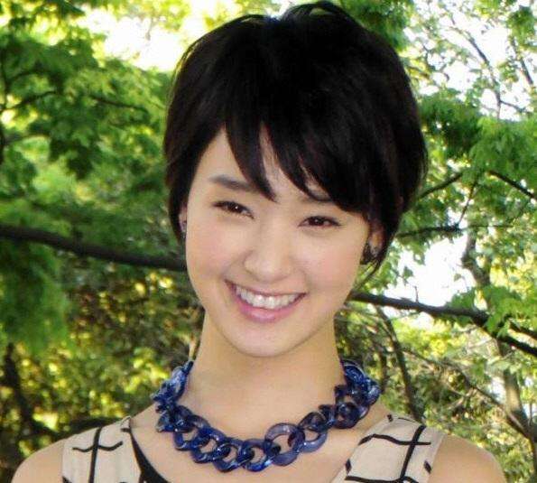 剛力彩芽、今でも両親と入浴「父親が長風呂なので」