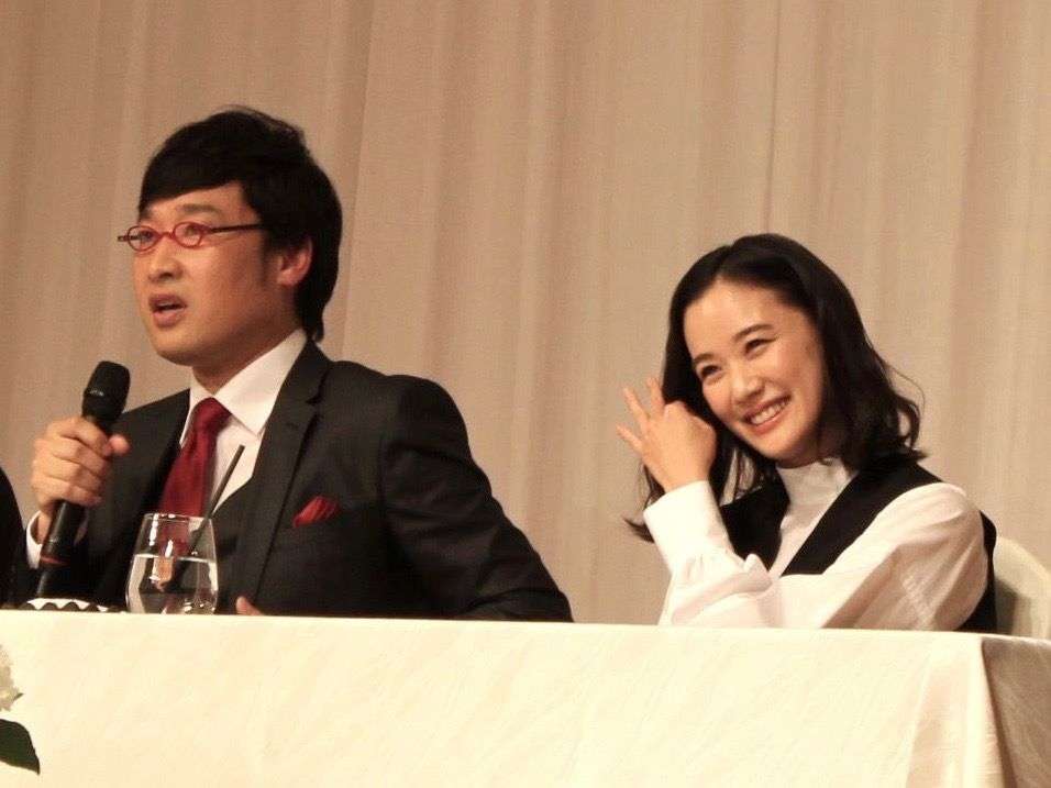 【独占目撃】「蒼井優とショッピング」で見えた山里亮太のド亭主関白 | 日刊大衆