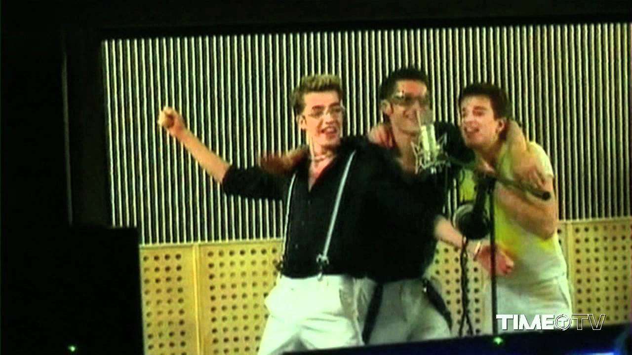 O-Zone - Dragostea Din Tei [Official Video] - YouTube