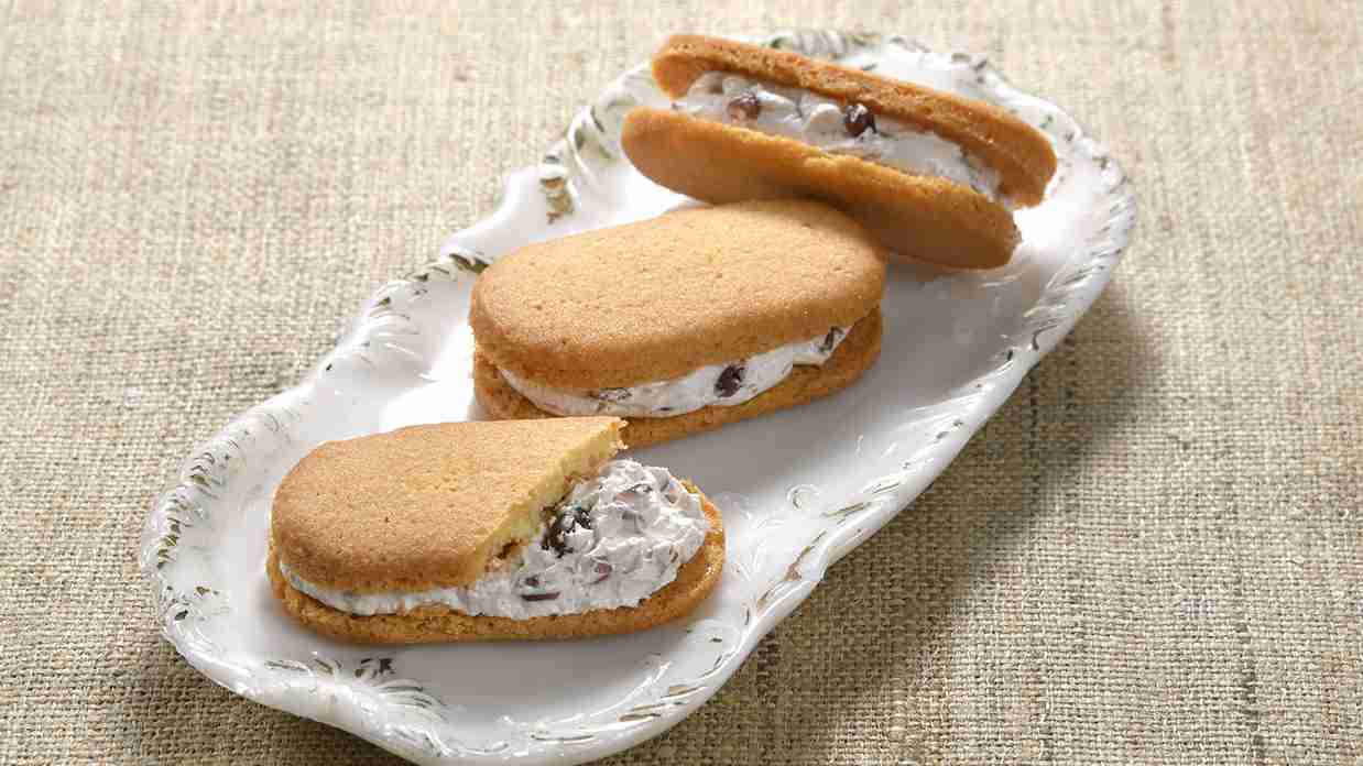 朝ドラ「なつぞら」、北海道・十勝の菓子店「雪月」と「おバタ餡サンド」の源は「柳月」「あんバタサン」か(木俣冬) - 個人 - Yahoo!ニュース