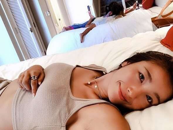 木下優樹菜、ベッドに寝そべる姿に称賛の声「キレイだな」「ずっと若い」