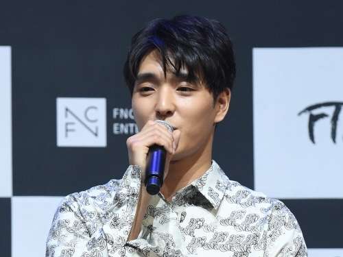 元FTISLANDチェ・ジョンフンに出国禁止措置。集団強姦の疑いで正式に立件か｜スポーツソウル日本版