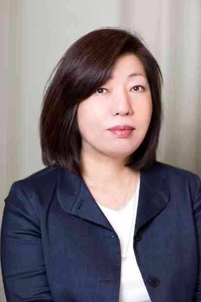 林真理子、エッセイ連載回数が世界新記録