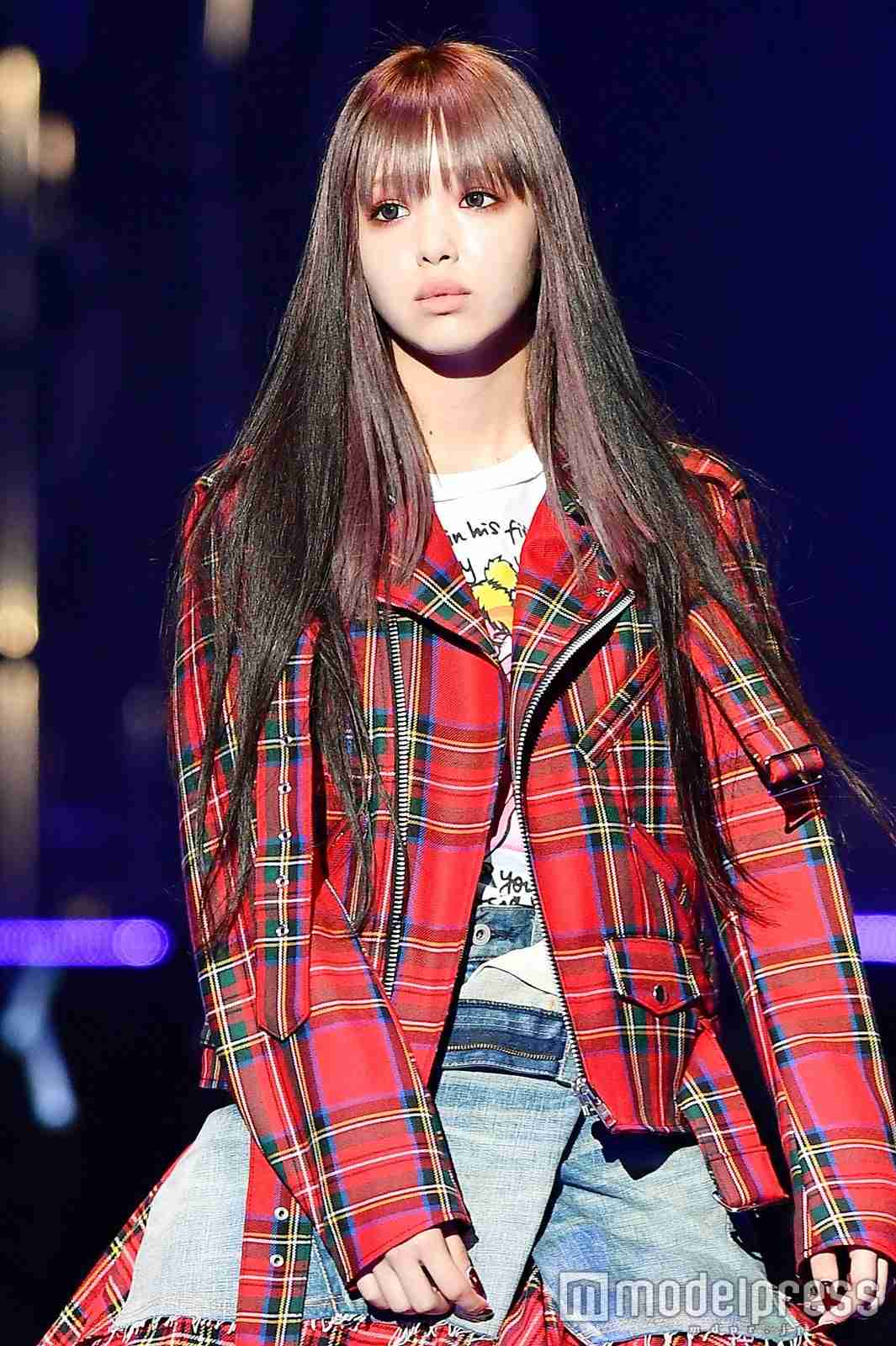 藤田ニコル、大胆イメチェンで意外な姿に　「倖田來未かと思った…」