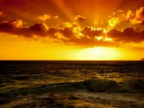 精霊の冠 - YouTube