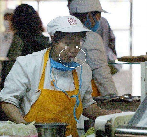 【危険地帯】韓国、日本人客の食事に糞尿やツバを入れていることが判明　「反日無罪ニダよ！」 - 保守への覚醒