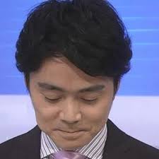 【画像トピ】「にらめっこ」で、ほぼ負けかかっている方です！